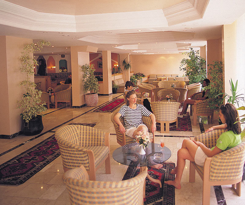 Fame Hotel 凯梅尔 餐厅 照片